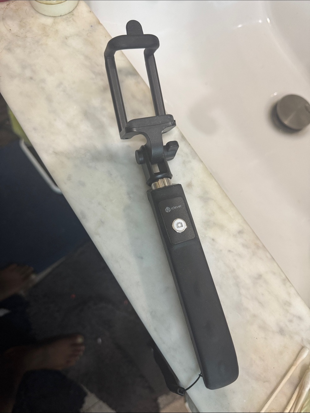 Iclever selfie stick